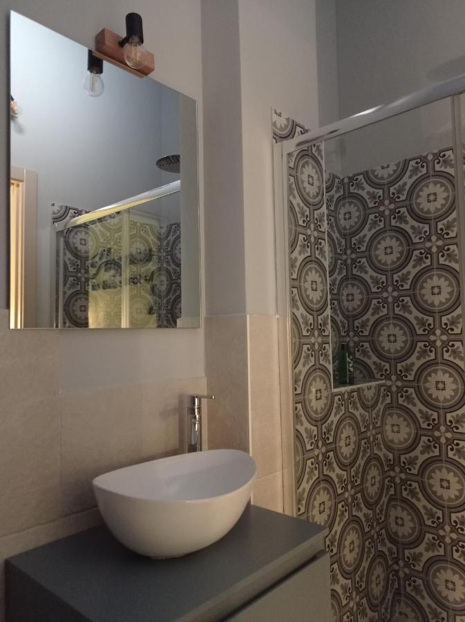 Happynesshouse_Locazione Turistica Apartment Trani Luaran gambar