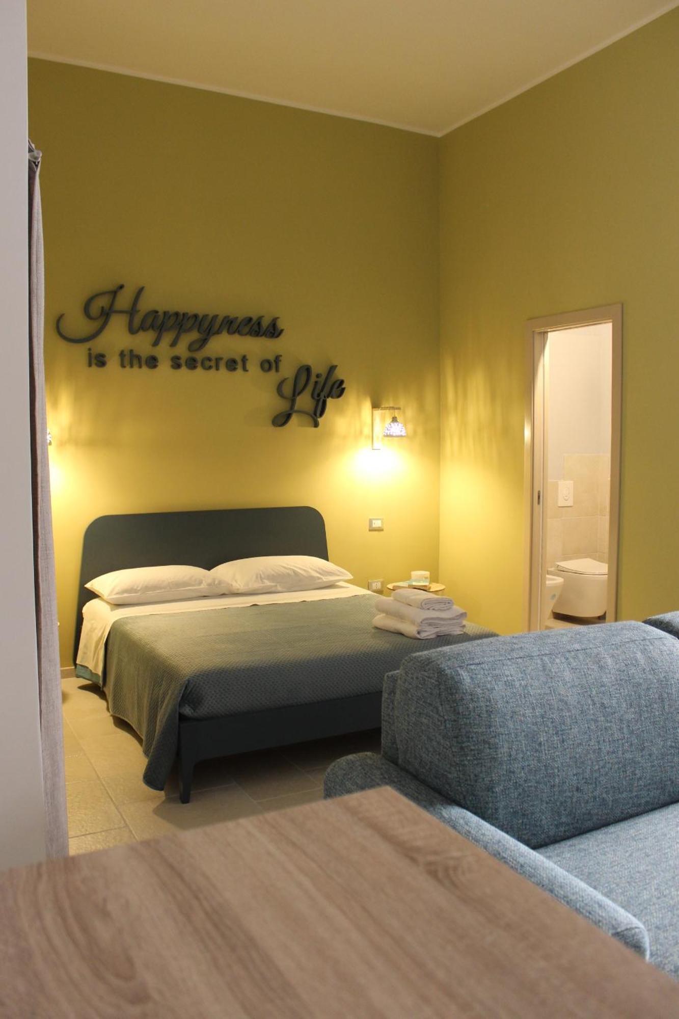 Happynesshouse_Locazione Turistica Apartment Trani Luaran gambar